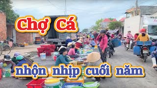 Nhộn nhịp Chợ cá thị trấn Vạn GiãVạn Ninh Khánh HoàTố Lê daily 60 [upl. by Fesuy354]