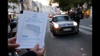 Paris Caradisiac a testé la Zone à trafic limité [upl. by Goldfarb]