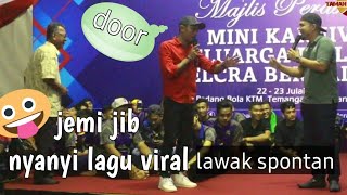 JEMI NYANYI LAGU VIRAL DEERR LAWAK DIKIR BARAT [upl. by Nylessej]