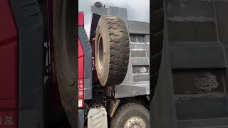 Truck hydraulic spare tire rack Good tools and machinery can increase work efficiency [upl. by Ariahs]