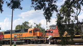 CN L518 passes through Garyville LA [upl. by Shaina]