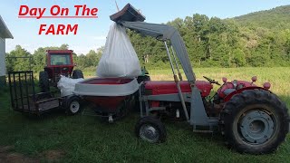 Day On The Farm Loading The Fertilizer Spreader Kubota VS Vicon WigWag MF 50 MF 1105 amp JD 5055 [upl. by Kirre80]