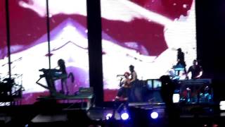 Live Your Life by Rihanna with Drake in Audience [upl. by Figge]