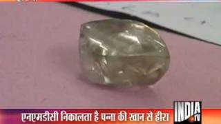 Biggest Ever Diamond Unearthed From Panna [upl. by Cofsky233]