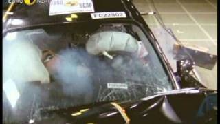 Euro NCAP  Nissan Primera  2002  Crash test [upl. by Herson]