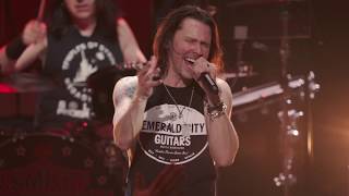 Slash ft Myles Kennedy amp The Conspirators – Anastasia Living The Dream Tour [upl. by Riatsila]