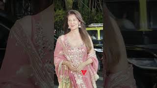 Sangeeta Bijlani Arrives At Salman Khan House For Ganpati Darshan SangeetaBijlani salmankhan [upl. by Vish]