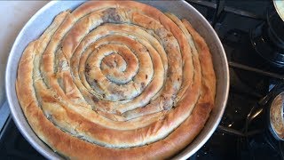 El Açması Kıymalı Börek Tarifi  Annemin Yemekleri [upl. by Nhguavahs954]