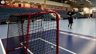 Klubbhuset recenserar Unihoc Infinity Power Curve 10 26 innebandyklubba [upl. by Llacam785]