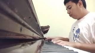 Cover Main Lagu   Sembah  Naim Daniel amp Man Keedal  Piano Version [upl. by Dnalel]