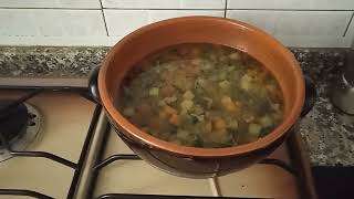 Minestrone di verdure pronto [upl. by Carlyn259]