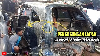 Eksekusi Pengosongan Lapak Agar Unit Lain Masuk  Jual Mobil Bekas amp Spare part Copotan [upl. by Eanom]