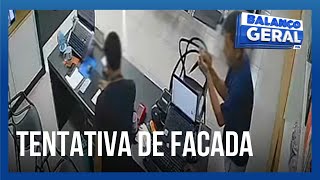 Funcionário escapa de facada em loja de eletrônicos  Balanço Geral Manhã [upl. by Carlynne]