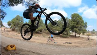 Curso de saltos MTB Zaragoza 2023 ABB [upl. by Aihsenot]