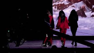 Yook Sungjae Joy  BTOB Red Velvet bowed at each other during Kpop World Festa 2018 Feb102018 [upl. by Odnomra]