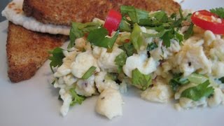 How to make herby Scrambled Eggs [upl. by Anib]