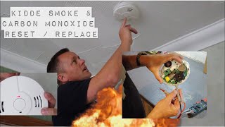 Kidde Smoke amp Carbon Monoxide Alarm quotHow To Reset Or Replacequot 8 Year Life Warning Chirp Beep [upl. by Arturo]