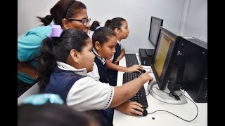 3 de cada 10 escuelas sin acceso a internet [upl. by Anibla743]