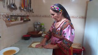 kabylie  Mhadjeb Recette Facile à Faire Préparer Par Ma Mère [upl. by Shanda]