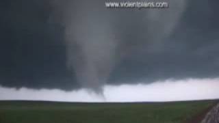 Incredible Protection KS Tornado Video from close range [upl. by Arianna]