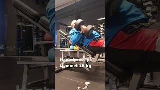 Hantelpress på Gymmet 28 kg [upl. by Daas]