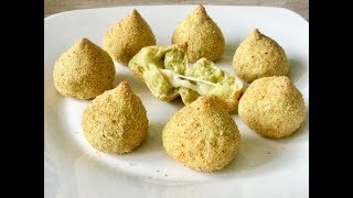 THAIS MASSA  COXINHA DE FRANGO E TAPIOCA [upl. by Lore]