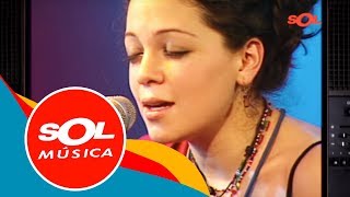 Natalia Lafourcade quotAmarte duelequot A Solas 2003 [upl. by Jorin]