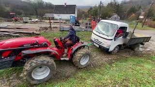 Compact Tractor Pulling Rescue  Antonio Carraro TRX7800 [upl. by Enitsirc]