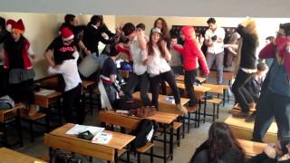 Harlem Shake Izmit Lisesi Versiyon [upl. by Frey]