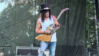 Slash live in MARYMOOR PARK [upl. by Aerdnaeel7]