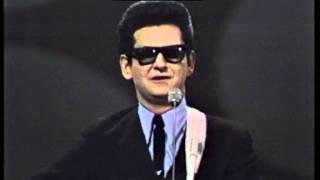 Roy Orbison  London Palladium performance 1966 [upl. by Petrine967]