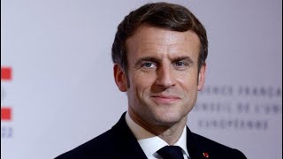 Hanouka à lÉlysée  Les drôles de pas d’Emmanuel Macron [upl. by Netsirk]