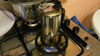 Bialetti Venus Stainless Steel Espresso Maker Review and HowTo  Recorded with the Galaxy Note II [upl. by Ahoufe122]