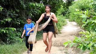 Beautifull Girl Fishing in Battambang  Amazing Beautifull Girl Catch Fish p 0016 [upl. by Gipsy]