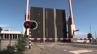 Dutch bridge opens  Brug Blauwe Hand 2 [upl. by Chil375]