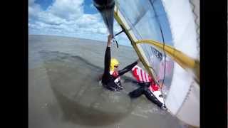 Windsurfing Light Wind Water Start Method Using the Mast for Leverage [upl. by Yenohtna]