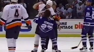 Bates vs Tucker Corson vs Cairns Apr 28 2002 [upl. by Lilla]