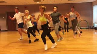 “LA NEGRA TIENE TUMBAO” By Celia Cruz  Dance Fitness Workout Valeo Club [upl. by Les]