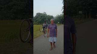 Cycle wheelie stunt try this risk trending stunt viralvideo [upl. by Zel]