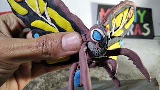 Mothra Godzilla de plastilinaHow to make a Mothra with clay sculpting [upl. by Shalna]