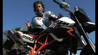 Prueba Motoattack KTM 990 Supermoto [upl. by Belcher632]