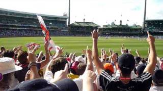 Barmy Army Sydney SCG Ashes 201011Day4 Haddin amp Mitchell Johnson Golden Duck consecutive balls [upl. by Adda]