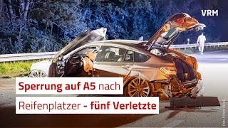 Sperrung auf A5 nach Reifenplatzer  fünf Verletzte [upl. by Jameson]