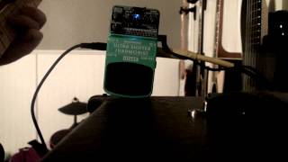 Behringer ultra shifter harmonist US600 demo [upl. by Leahsim]