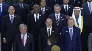 Cumhurbaşkanı Erdoğan COP29 aile fotoğrafı çekimine katıldı [upl. by Cleary95]