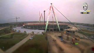 Juventus Stadium time lapse 80 secondi per costruire un sogno  80 seconds to construct a dream [upl. by Kendrah]