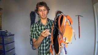 Lowepro Photosport 200 First Look [upl. by Nealson]