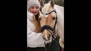 Harlow in the snow ❄️ This looks so magical 🎅 HarlowLunaWhite blowup christmas [upl. by Hoffman205]