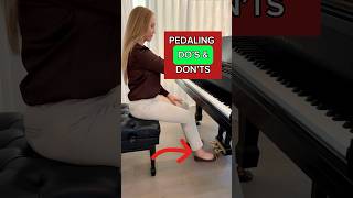 How to use the SUSTAIN pedal 🎹 piano [upl. by Supen389]