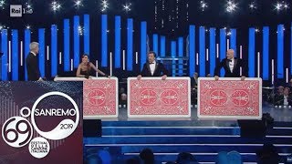 Sanremo 2019  La comicità del Mago Forest sul palco dellAriston [upl. by Schober112]